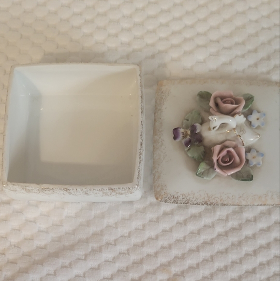 Lofton trinket box - Picture 2 of 4